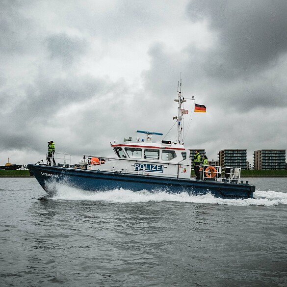 Hier sehen Sie das Streckenboot "Lesmona"